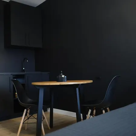 Palanga-apartamentai S Neries 14 * Połąga